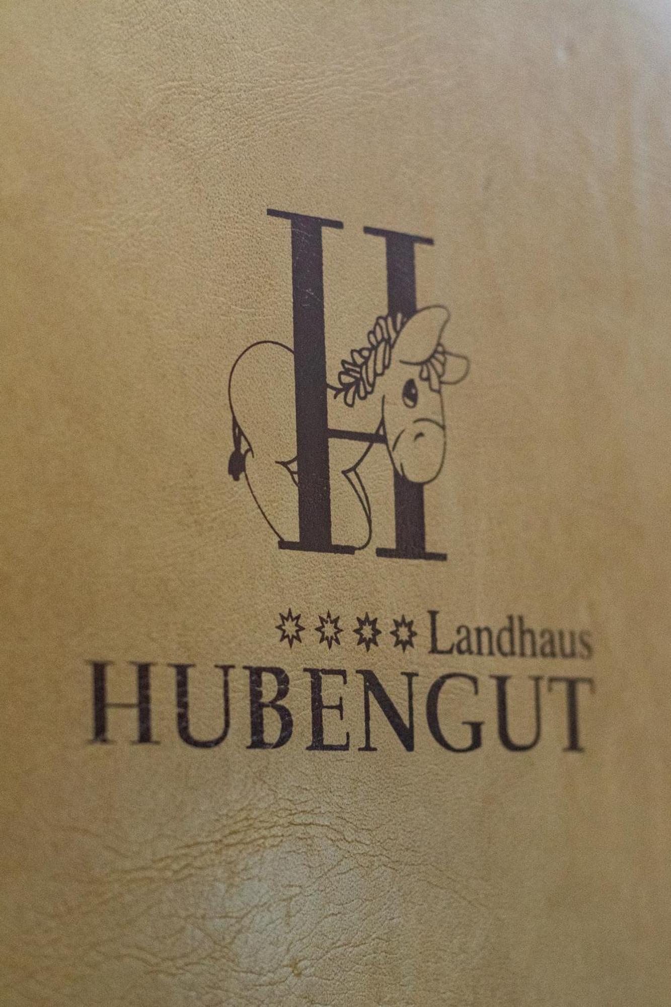 רדשטאדט Landhotel Hubengut Bed And Breakfast מראה חיצוני תמונה