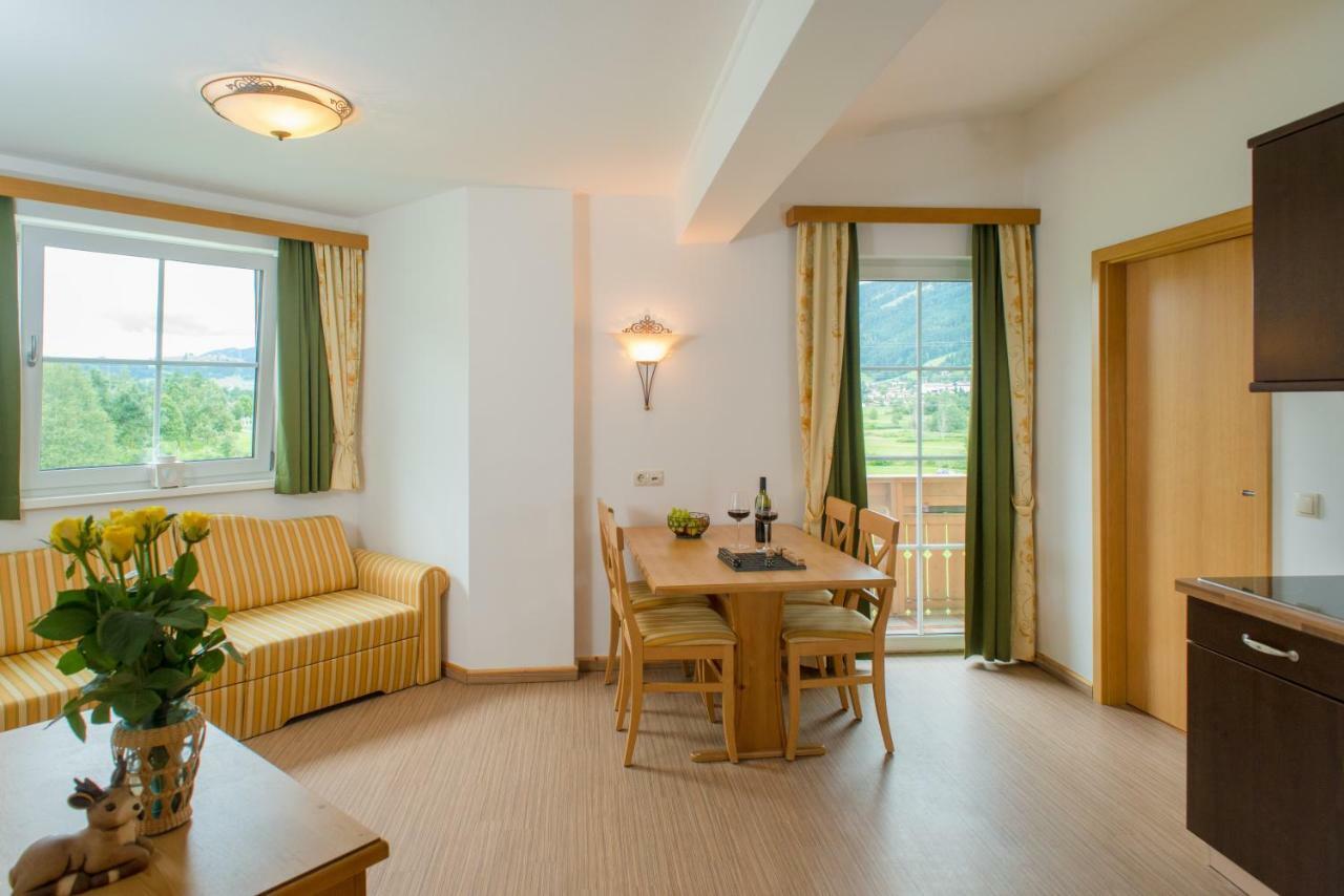 רדשטאדט Landhotel Hubengut Bed And Breakfast מראה חיצוני תמונה